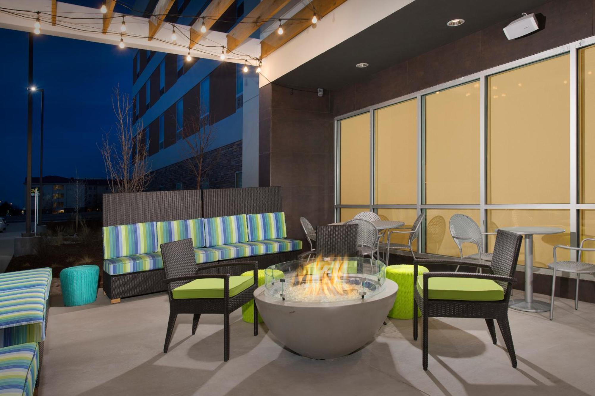 Home2 Suites By Hilton Denver International Airport Eksteriør bilde